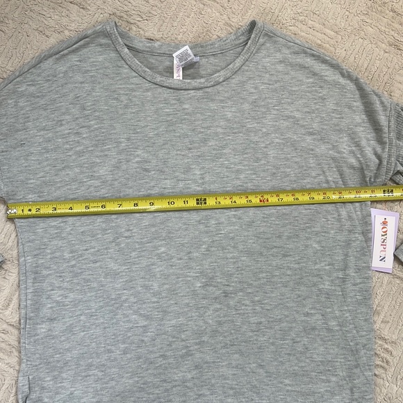 Super soft long sleeve round neck grey top - new with tags Size Small oversized - Picture 14 of 15